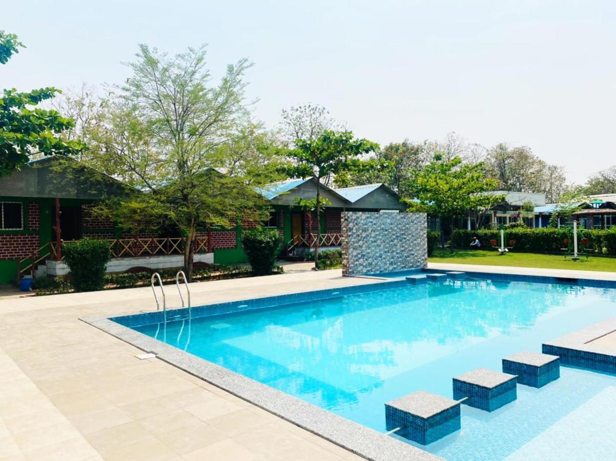 Lighthouse Waterpark And Resort Mansar Exterior photo